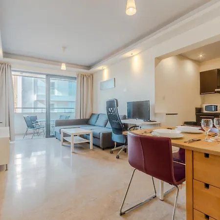 Apartment Sea Breeze